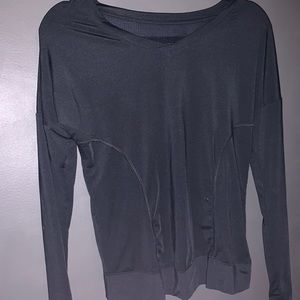 Small athletic black long sleeve